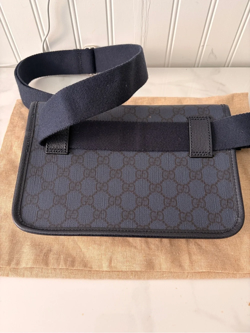 Gucci Navy/Black GG Supreme Crossbody Bag